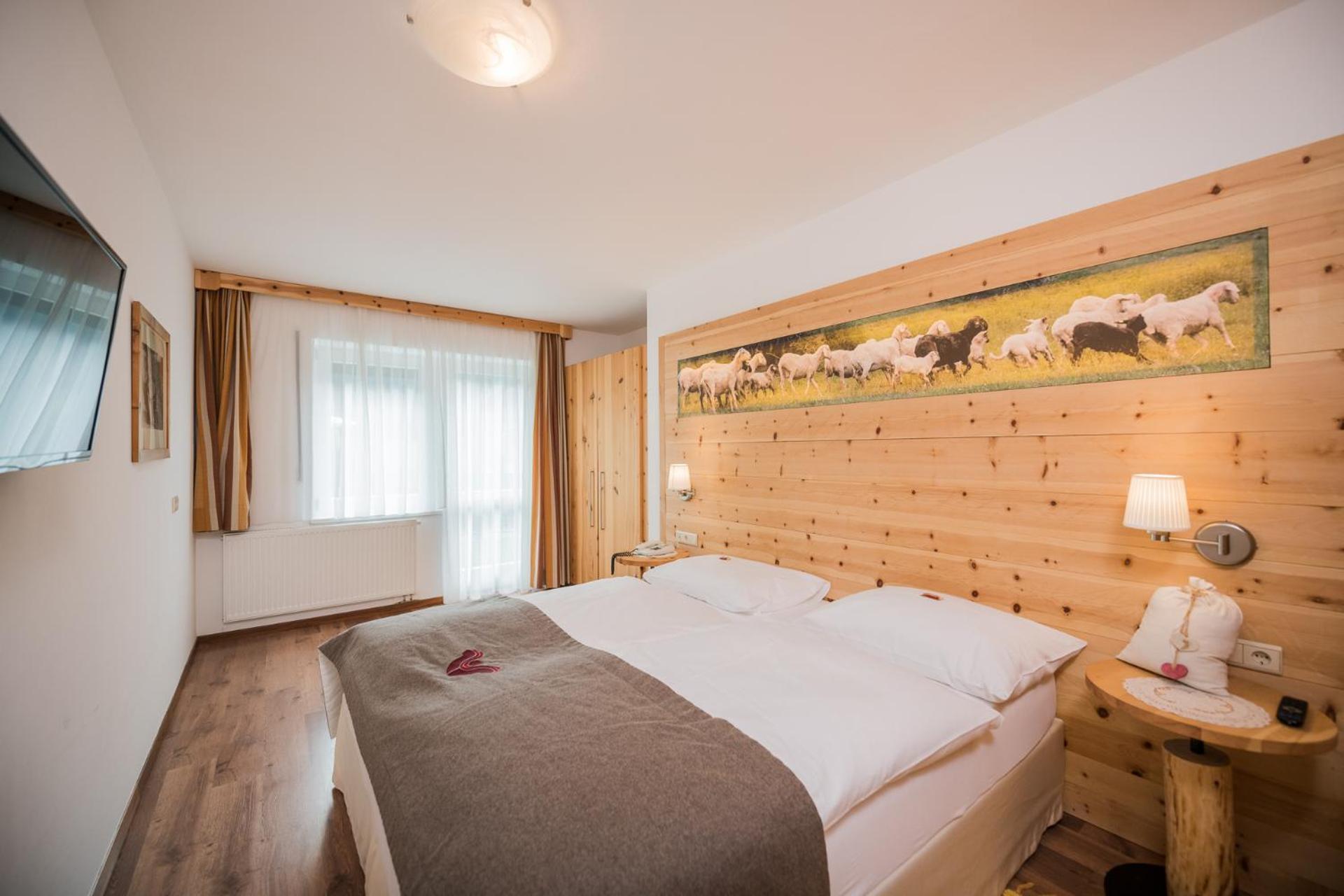 Alpenwellnesshotel St. Veit Sexten Екстер'єр фото