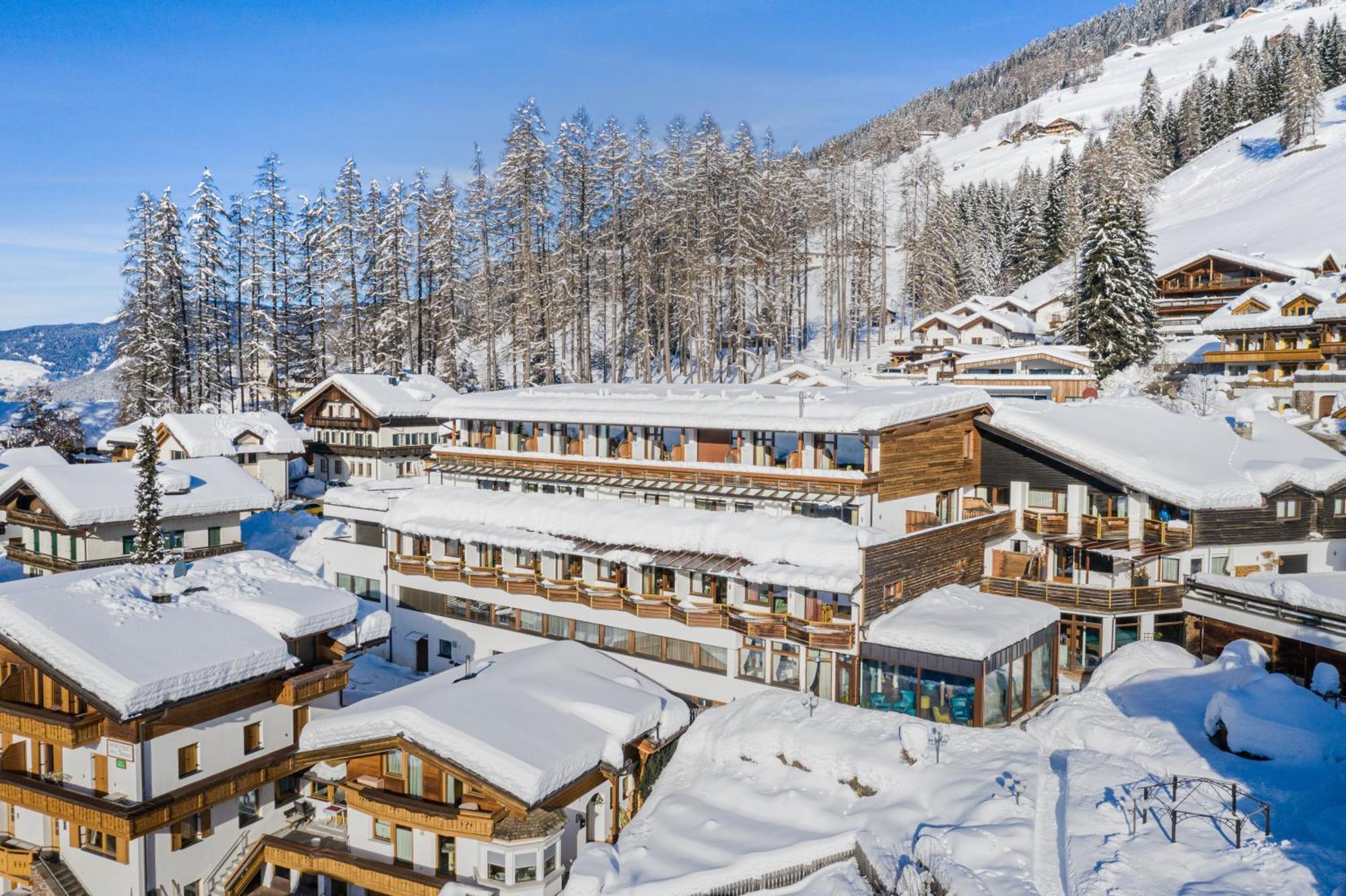 Alpenwellnesshotel St. Veit Sexten Екстер'єр фото