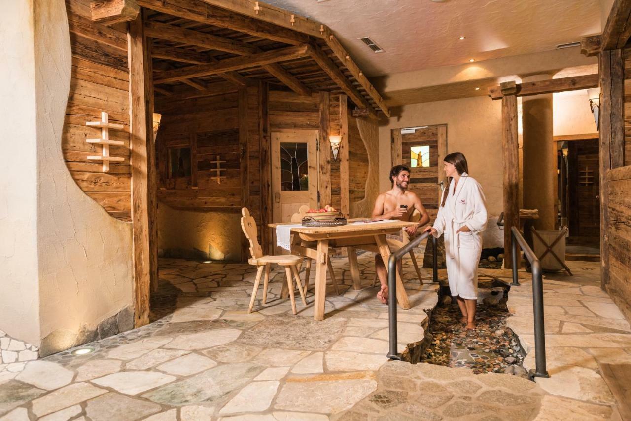 Alpenwellnesshotel St. Veit Sexten Екстер'єр фото