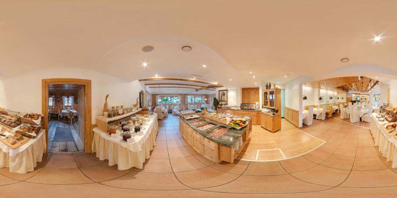 Alpenwellnesshotel St. Veit Sexten Екстер'єр фото